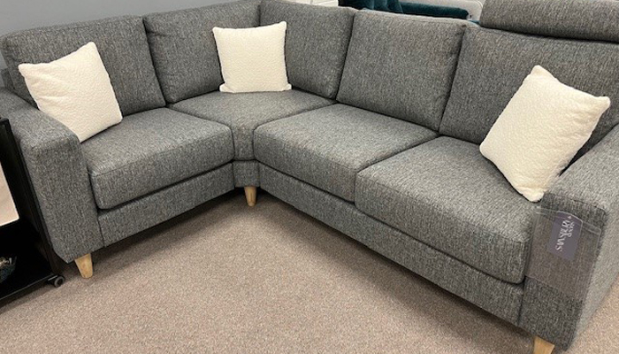 Nordic 1.7m X 2.5m Compact Corner Unit